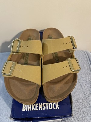 BIRKENSTOCK ARIZONA BS LATTE CREAM SIZE 38 (WOMENS 7)