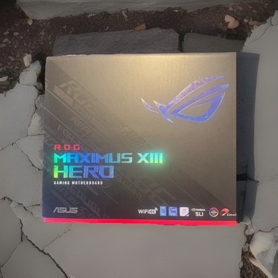 ASUS ROG Maximus XIII Hero Intel Z590 ATX Mainboard Sockel LGA 1200