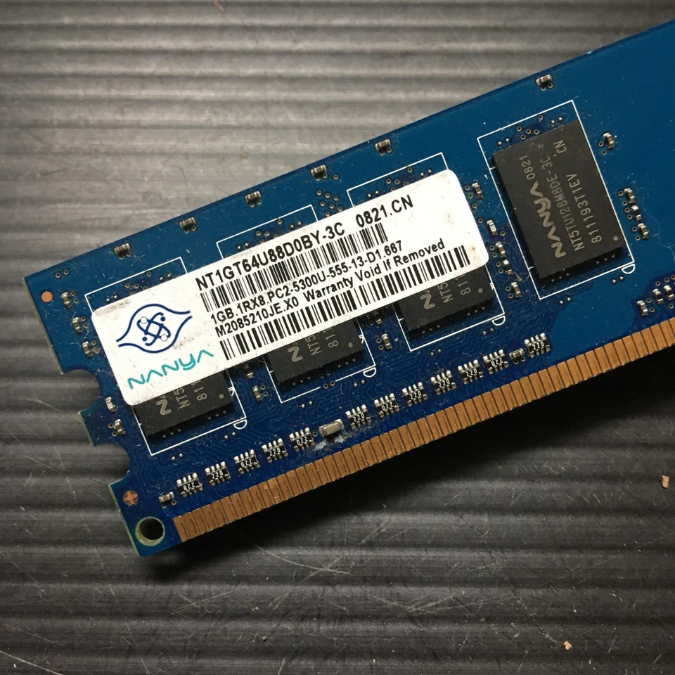 Nanya NT1GT64U88D0BY-3C 1GB 1Rx8 PC2-5300U-555-13-D1.667 PC Memory - Image 2 of 4
