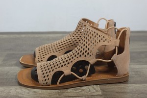 Lucky Brand Womens Baldin Laser Cut Gladiator Sandal Sz 9M {FA-984]