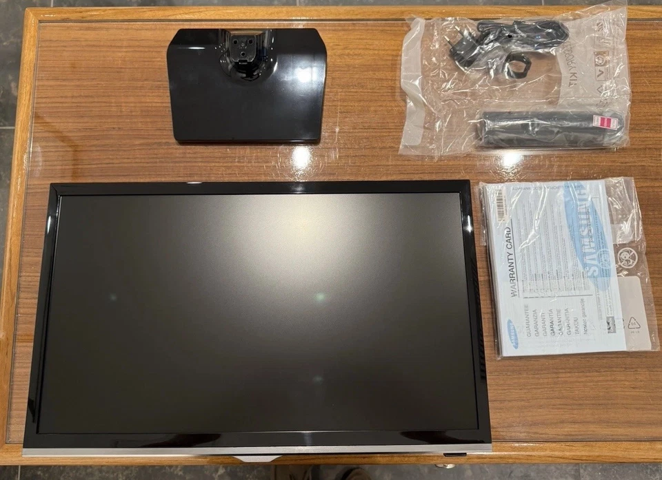 Samsung UE22K5000AK 22-Zoll Full HD LED LCD 1080P Fernseher - Schwarz NEU OVP