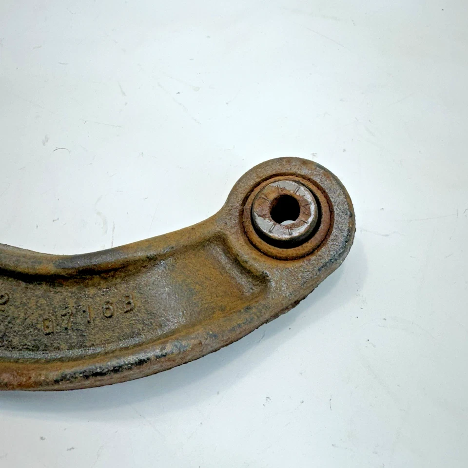 2015 - 2024 FORD EDGE REAR RIGHT SIDE SUSPENSION UPPER ARM CONTROL OEM - Image 2 of 4