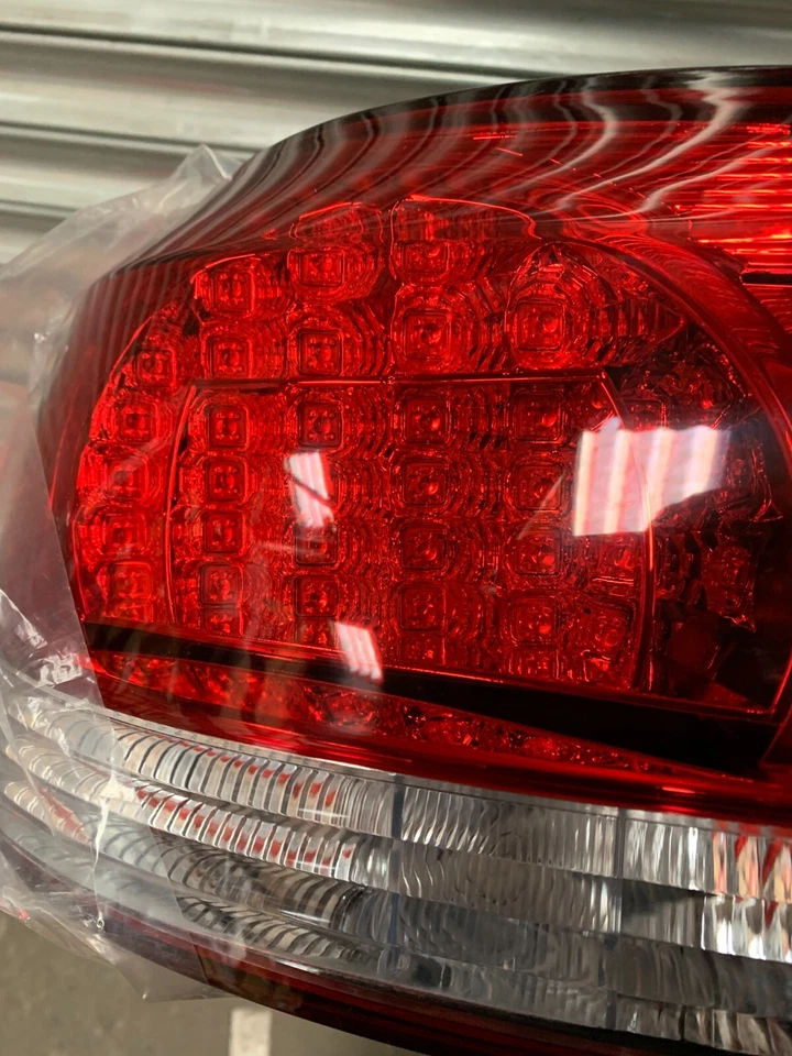 LED Type Rear Tail Light Brake LAMP For Vw Volkswagen Golf MK6 2009-2013 Kit New — 第 3/4 张图片