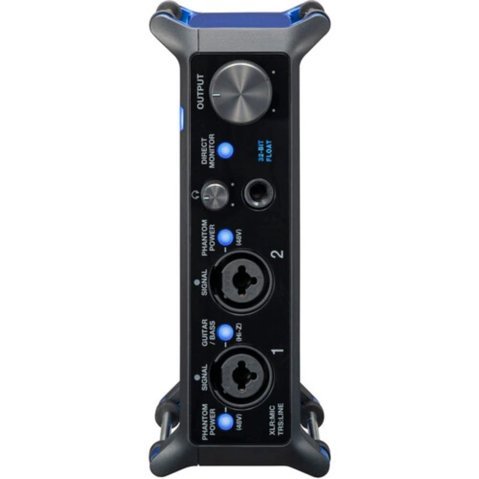 Zoom UAC-232 Portable 2x2 USB-C Audio Interface w/ Headphone & XLR-XLR Cable - Image 4 of 4