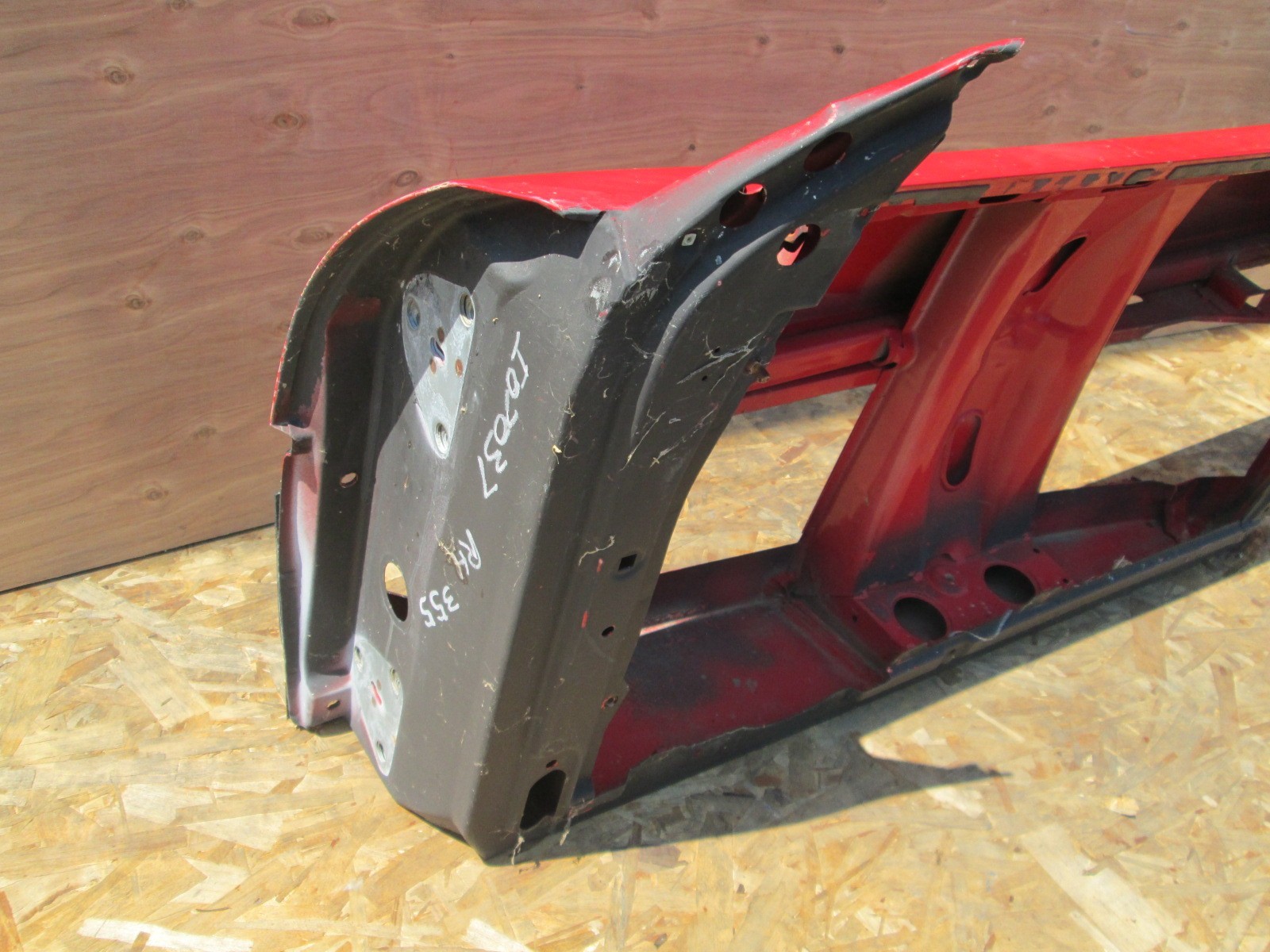 Ferrari 355 RH / Passenger Door  # 64672500