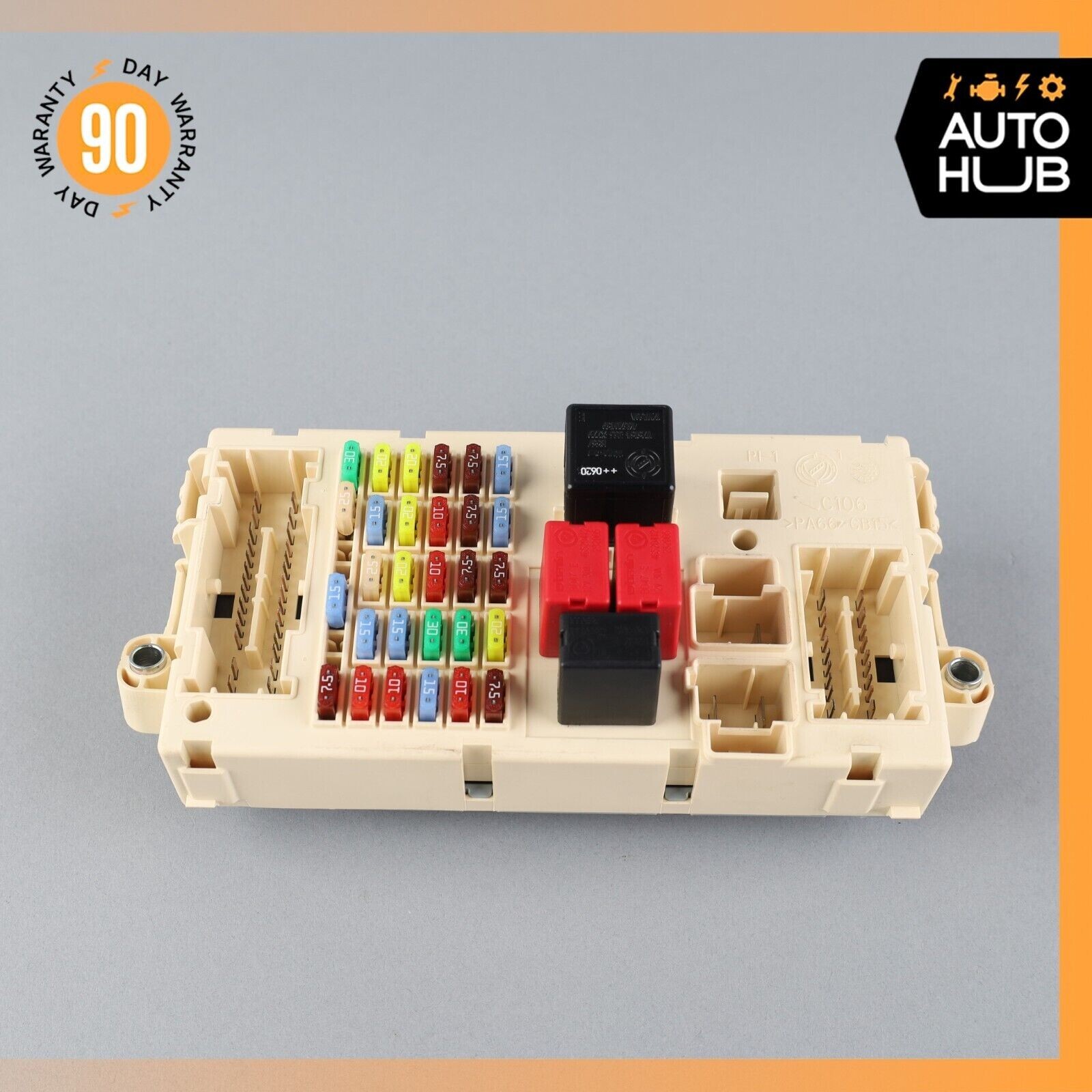03-19 Maserati Quattroporte M139 GranTurismo M145 Front Relay Fuse Box OEM 51k