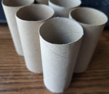 LOT 84 misc cardboard toilet paper tubes: crafting supplies