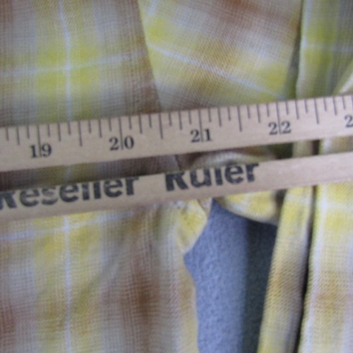 Vintage Levis Shirt Boys XL Yellow Tan Plaid Flannel Red Tab Button Up Kids Y2K - Picture 6 of 10