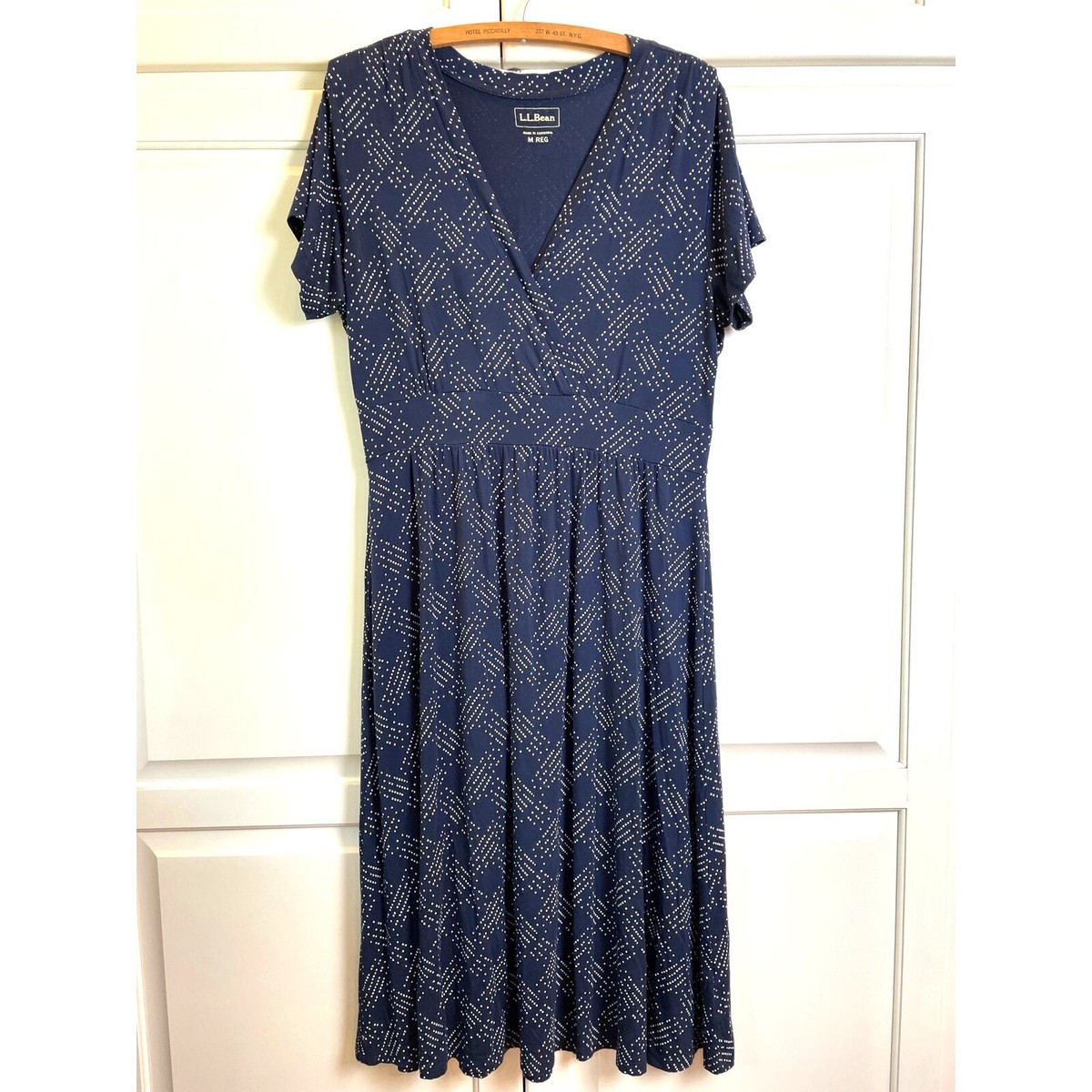 L.L. Bean Women's Summer Knit Dress Sz M Short Sleeve Navy Blue Empire Waist