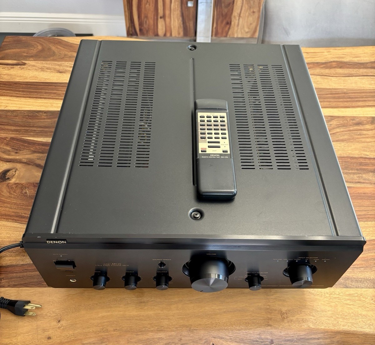 Denon PMA-2000R With Original Remote Control Excellent Condition