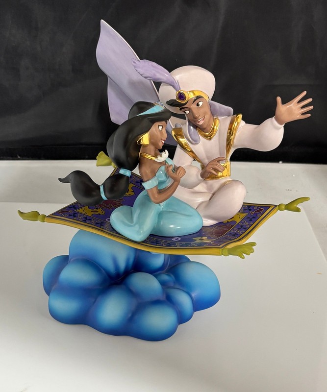WDCC Jasmine and Aladdin Figurine - A Whole New World, Please Read