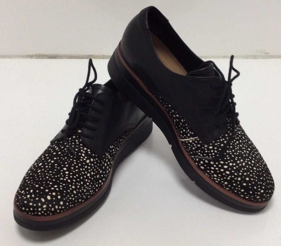 Scarpe Clarks Shaylin stringate da donna nere in pelle micro punti taglia US 8M