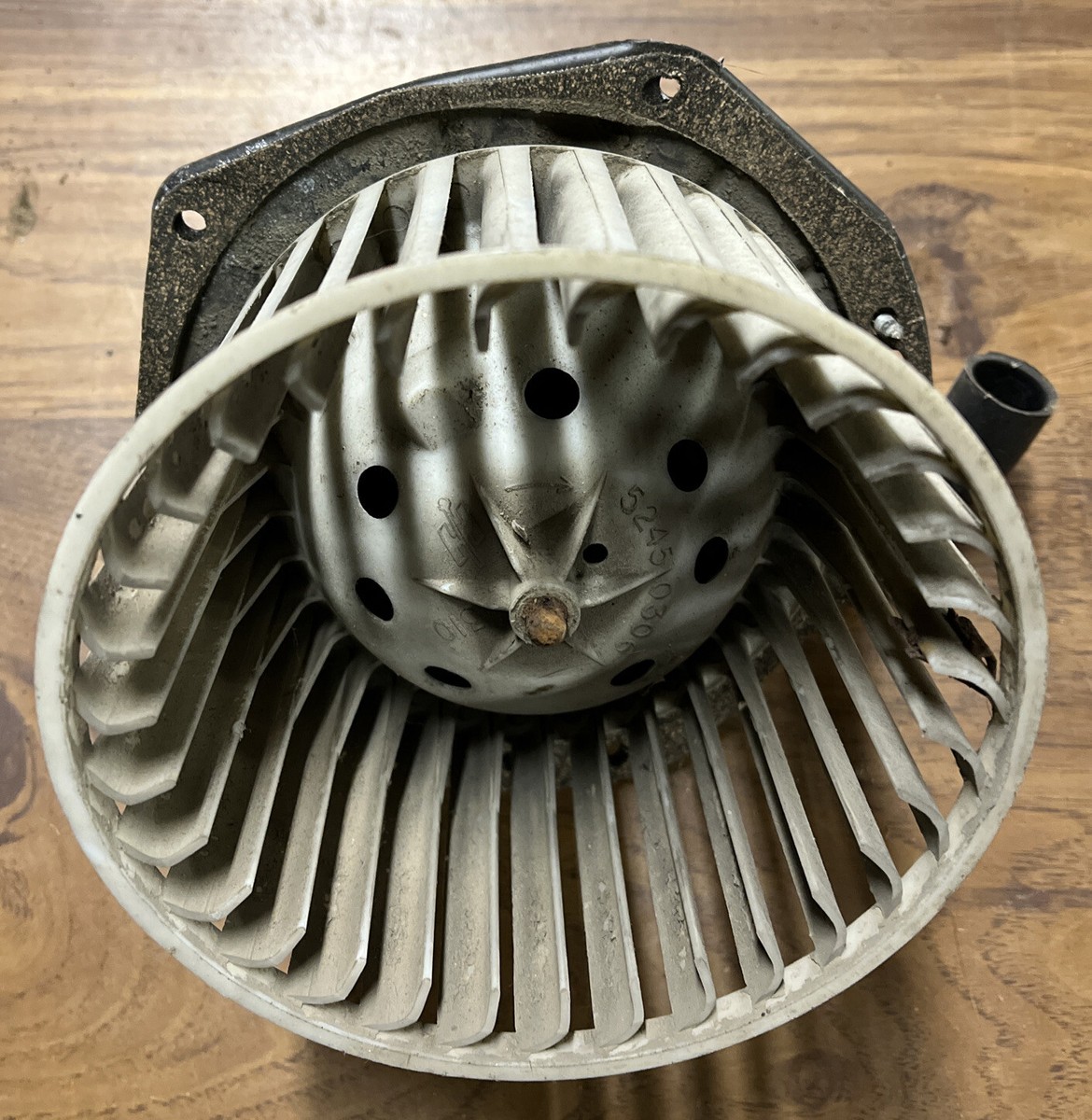 DELCO PRODUCTS BLOWER MOTOR 5049593 820092 WHEEL PN: 52450306  