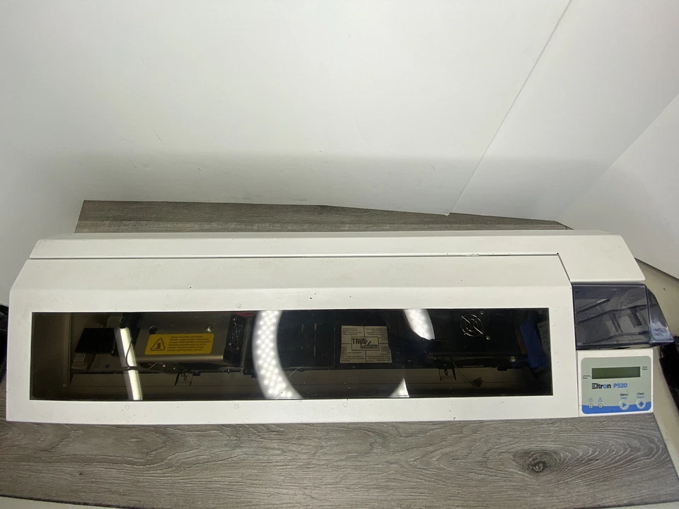 ZEBRA P520 ID CARD PRINTER *For Parts or Repair* - Image 3 of 4