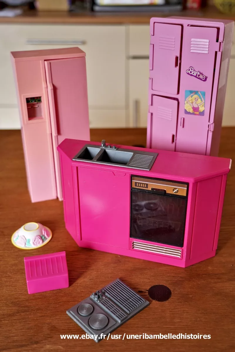 Cuisine de Barbie année 80