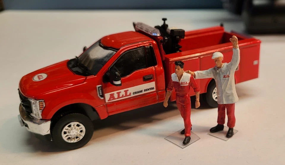 1/50 ALL Crane Ford F-350 Service Truck  2 Custom Figures - FREE SHIPPING !!! - Image 2 of 4