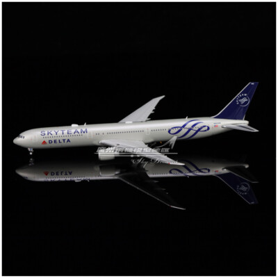 デルタ航空 SKYTEAM 模型 航空機 767-400 1:400 GeminiJets SKYTEAM DELTA BOEING 767-400ER Passenger Airplane