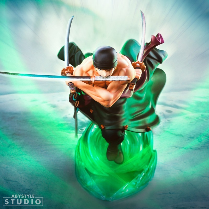Figurine One Piece - Zoro SFC 18cm