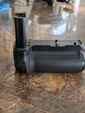 Nikon Original MB-N11 Power Battery Pack With Vertical Grip for Nikon Z6ii/Z7ii