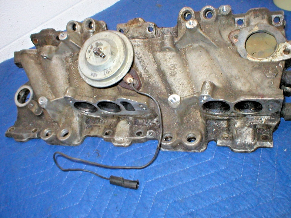 305 350 Camaro Firebird Corvette 1985-88 colector de admisión puerto sintonizado inyección GM Foto 2 de 4