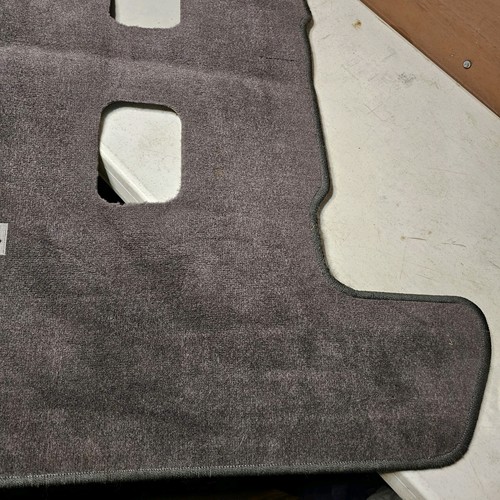 Lexus LX570 Trunk Cargo Mat Carpet 58570-60B20-B0 2nd Row Floor Mat Carpet Gray - Picture 4 of 10