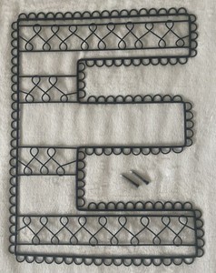 Pottery Barn Teen PB Wire Wall Letter “E” Metal Black Picture Keepsake Holder