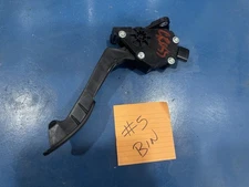2018-2022 SUBARU CROSSTREK GAS PEDAL W/ SENSOR OEM 36010FL021