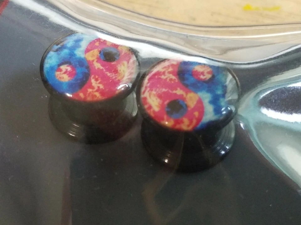 Pierced Nation галстук краситель Инь Ян акриловые датчики размер 00G/10 мм ~ Спенсер ~ новый! - Изображение 2 из 4