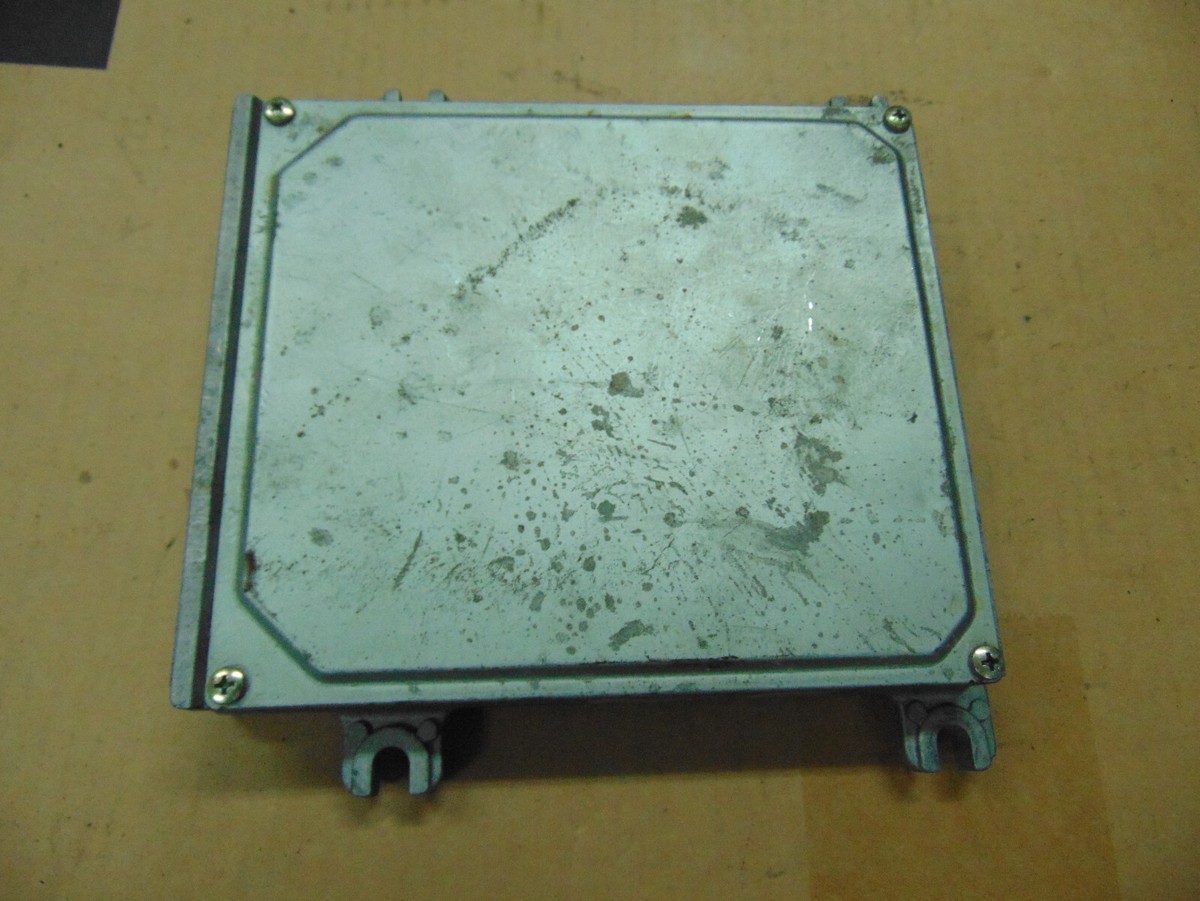 92 95 HONDA CIVIC DELSOL Sir B16A GENUINE SPEC ECU #37820-P30-N11