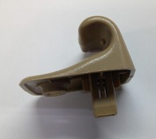98 -99 MERCURY TRACER 98 - 03 FORD ESCORT SUN VISOR CLIP OEM FREE SHIPPING! SC1