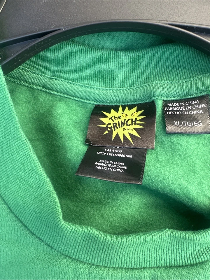 ⚡️Ugly Christmas Sweater- The Grinch Light Up XL - Image 4 of 4