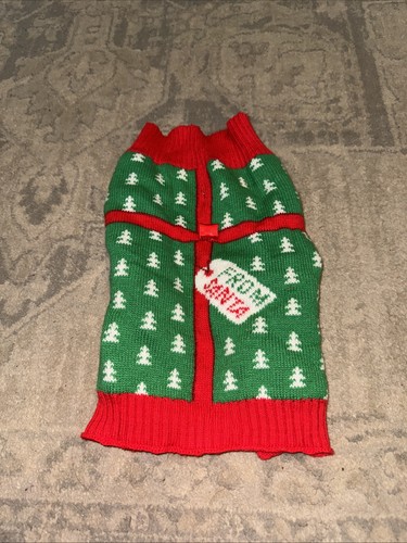 HOLIDAY CHRISTMAS PRESENT SWEATER SIZE LARGE DOG PET