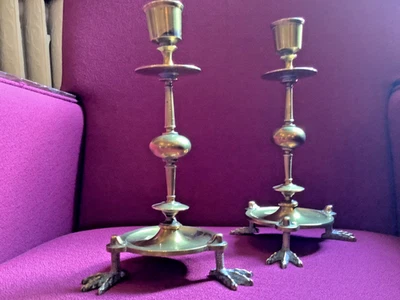 Paire de bougeoirs zoomorphes en laiton. XIXEME - Photo 1/4