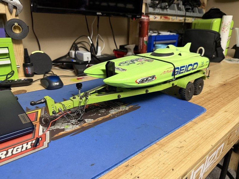 Pro Boat Miss GEICO RC Electric Catamaran Boat w/ Trailer Green/Blue