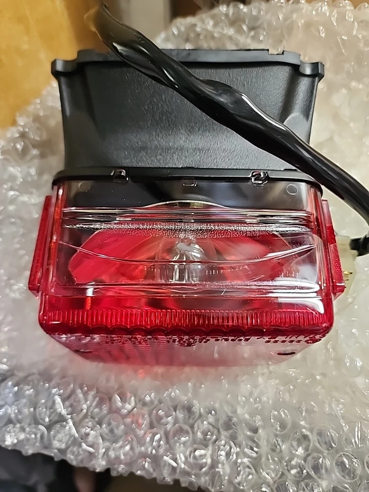 LUZ TRASERA KAWASAKI 2003-2004 KLX400SR OEM #23025-S005 Foto 4 de 4