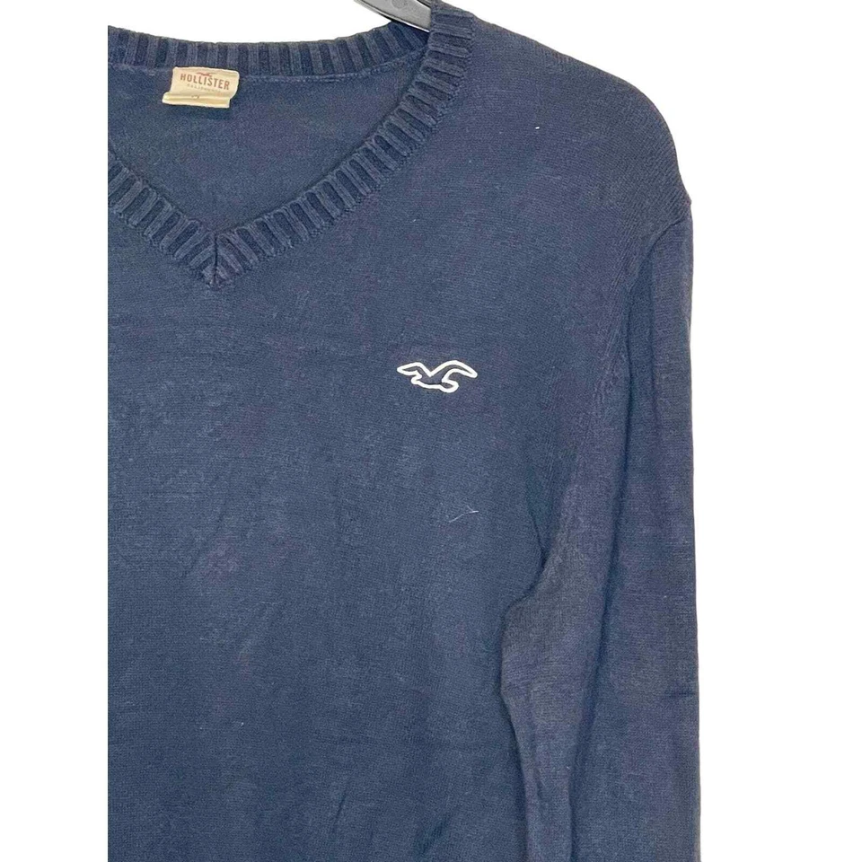 Suéter Hollister Para Hombre Manga Larga Logo Pullover Cuello en V Azul Marino Talla Mediana Foto 2 de 4