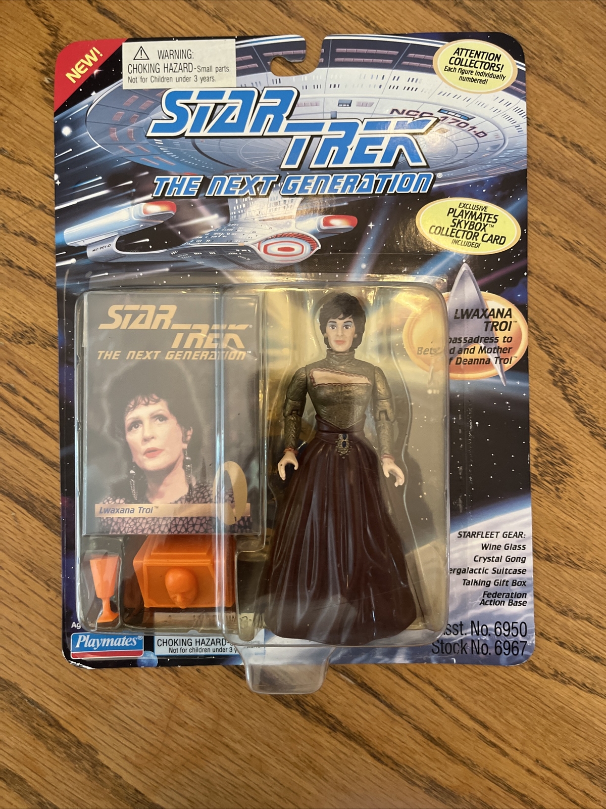 Lwaxana Troi, Troi's Mom Star Trek TNG Next Gen Playmates MOC Figure 94 ...