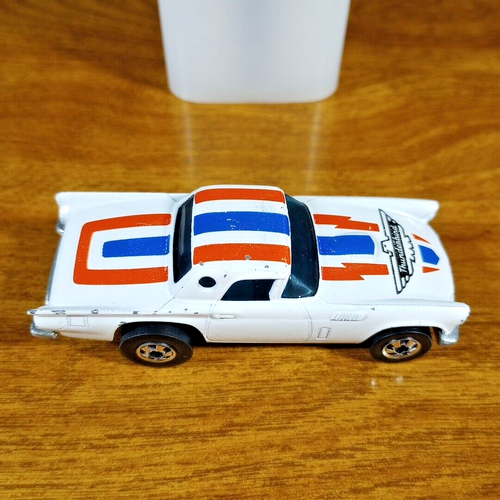 Hot Wheels Vintage Flying Colors '57 T-Bird White BW Blackwall Hong ...