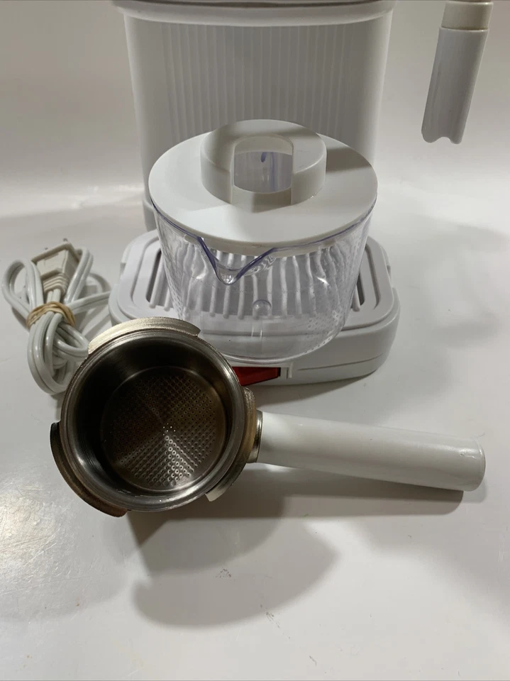 Máquina de café espresso/capuchino Salton Foto 2 de 4