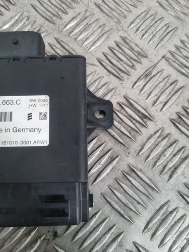 Porsche Cayenne 958 2010-2013 Voltage Stabilizer Control Module - Picture 2 of 11