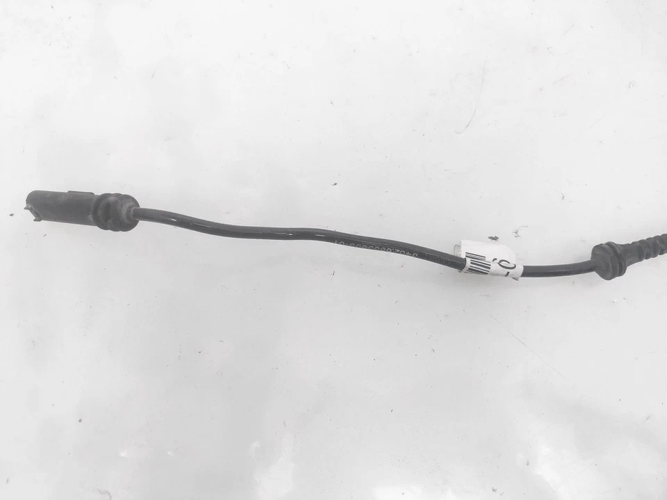 Sensor antifreno rueda ABS pasajero delantero BMW 528I 2011-2016 2,0 L 34526853859 Foto 3 de 4