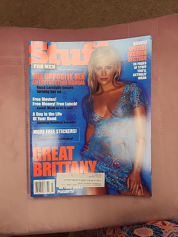 STUFF MAGAZINE   MARCH 2001  BRITTANY  DANIEL   DAWSONS CREEK