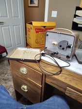 Vintage Kodak Brownie ONE SIX Model 1 8MM Movie Projector F1.6 Lens UNTESTED HN