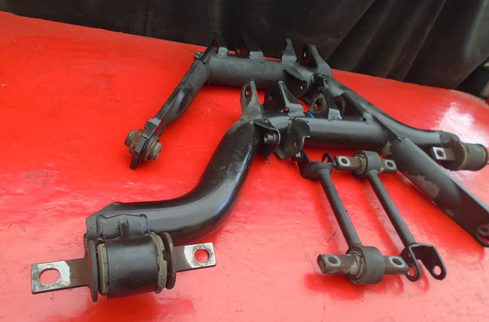 03 04 05 HONDA CIVIC DX REAR CONTROL ARM SET 1.7L SOHC OEM NON ABS - Image 2 of 4