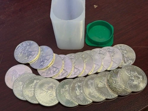 A Roll of 20 - 2013 $1 American Silver Eagle 1 oz BU
