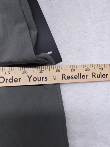 Lululemon Men's Bowline Short 8" Stretch Ripstop Size Small S Grey Sage GRSG - Picture 9 of 10