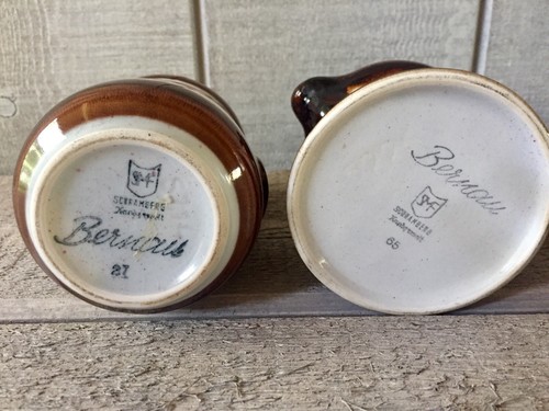 Vintage Schramberg Bernau German Folk Art Pottery Creamer Sugar Tray Set /3 - Picture 5 of 6