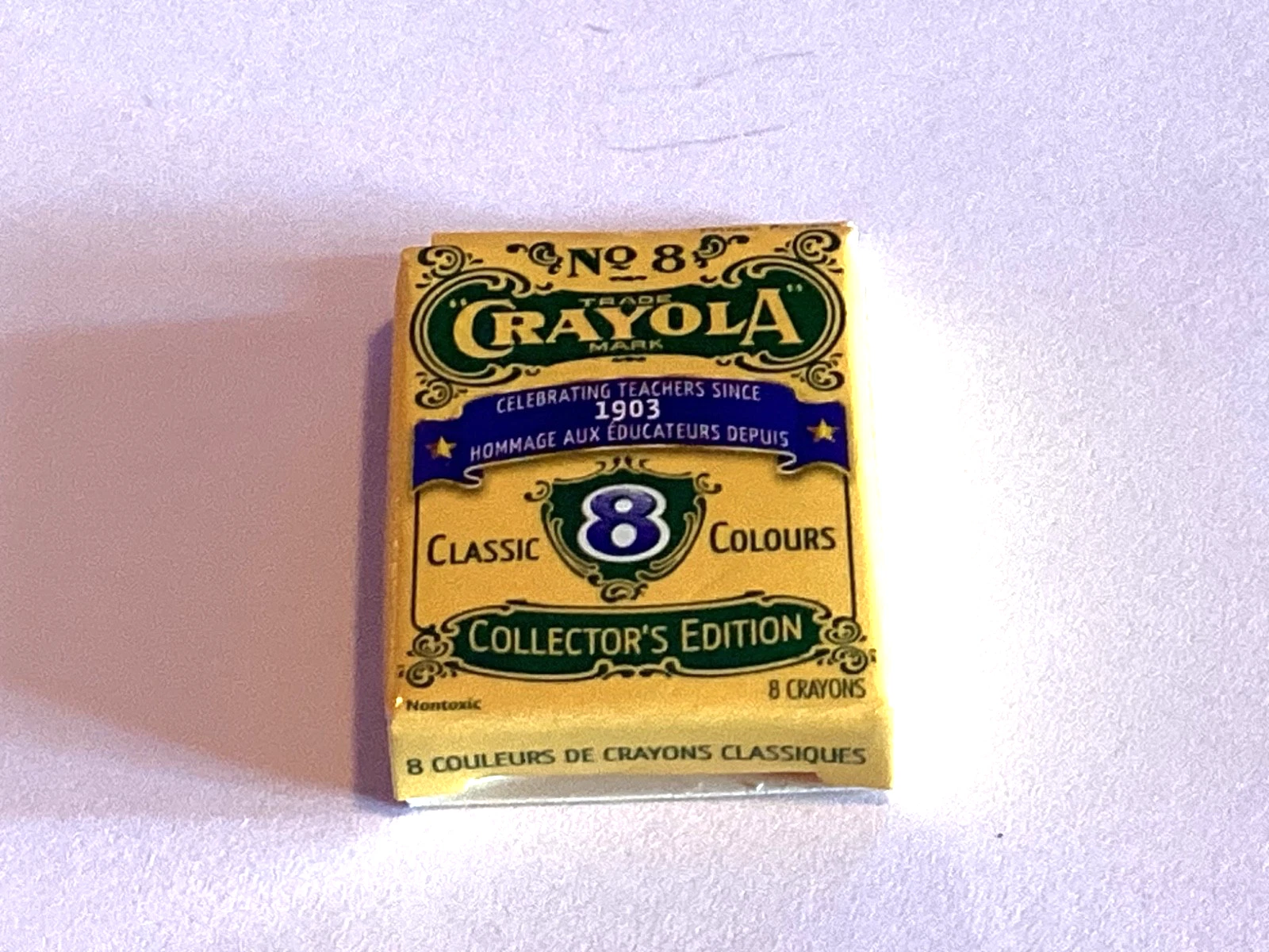 Crayola Crayon Box UR