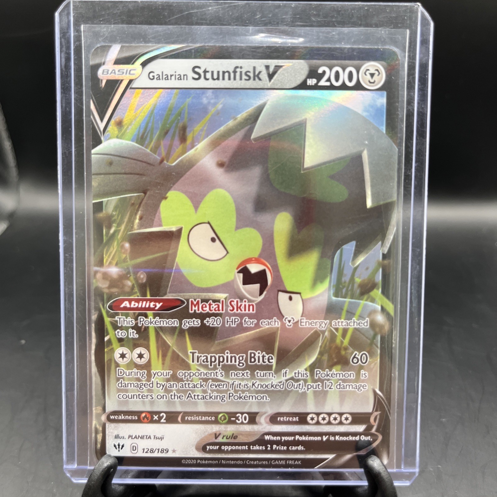 Galarian Stunfisk V - 128/189 Darkness Ablaze Ultra Rare Pokemon - NM/MINT