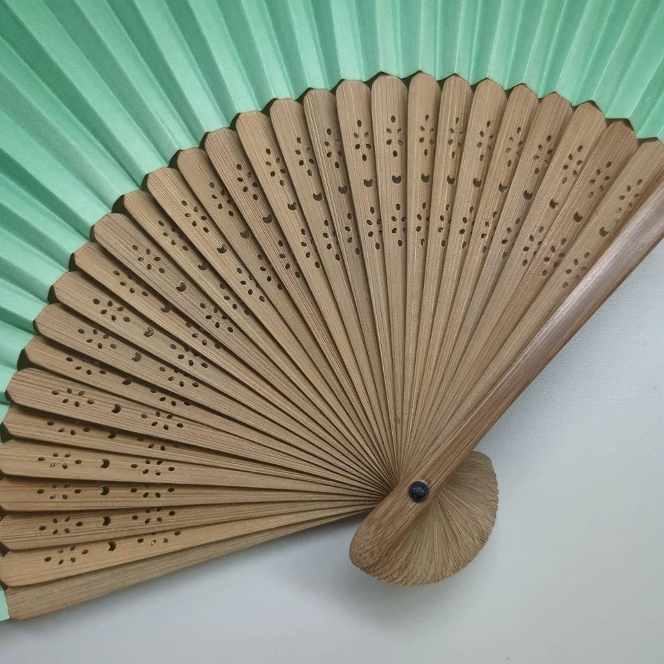 Ventilador Plegable Sensu Novedad Verde Castrol Foto 4 de 4